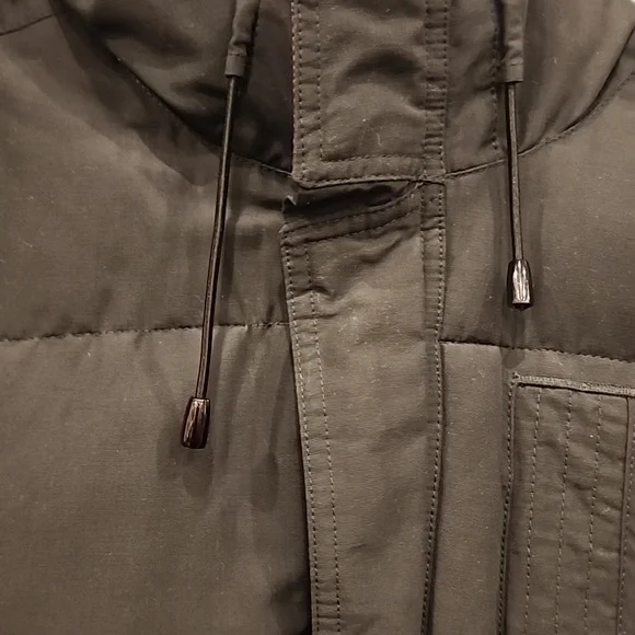 Levis Puffer coat with hood - Picture 4 of 14